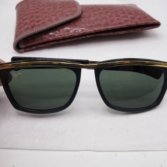 Ray-Ban sunglasses – Blue and gold frame - Picture 2 of 5